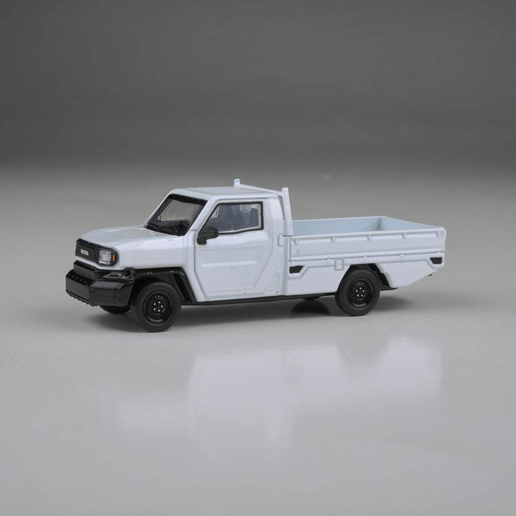 Para64 1/64 2025 Toyota Hilux Champ Tamaraw Super White Pearl LHD PB55703 Diecast Scale Model Car
