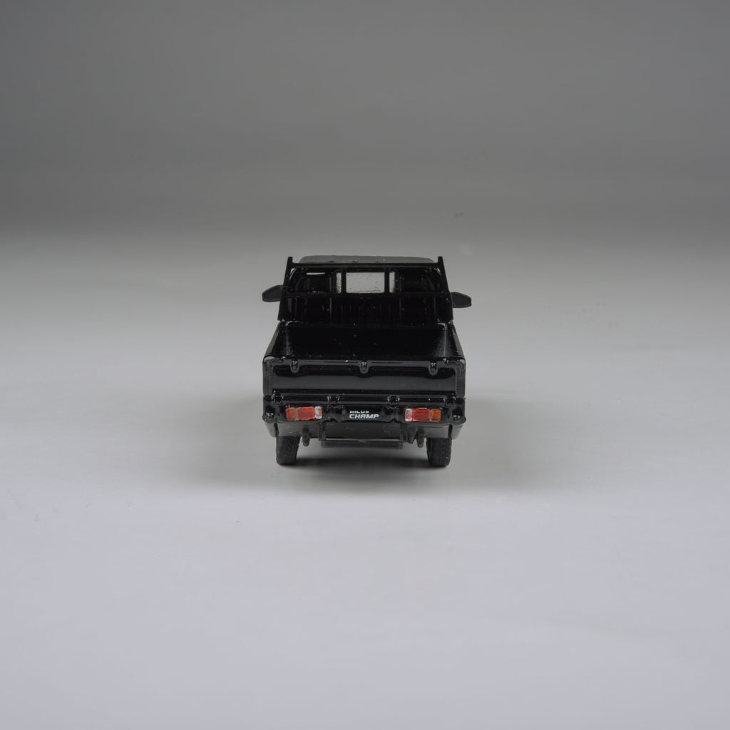 Para64 1/64 2025 Toyota Hilux Champ Tamaraw Black LHD PB55702 Diecast Scale Model Car