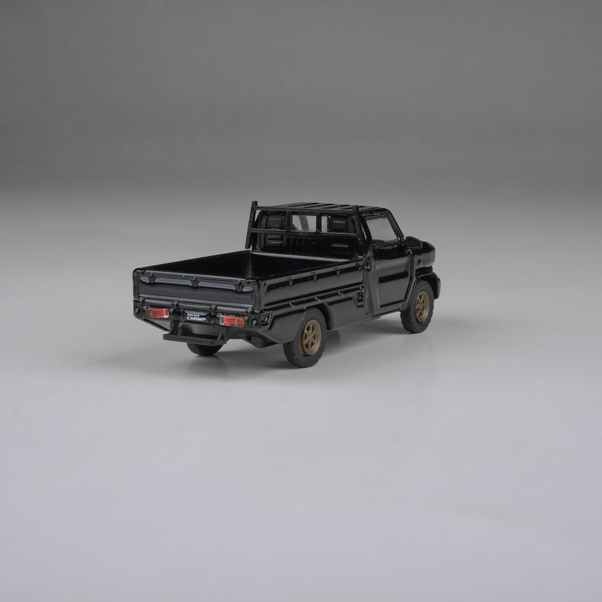 Para64 1/64 2025 Toyota Hilux Champ Tamaraw Black LHD PB55702 Diecast Scale Model Car