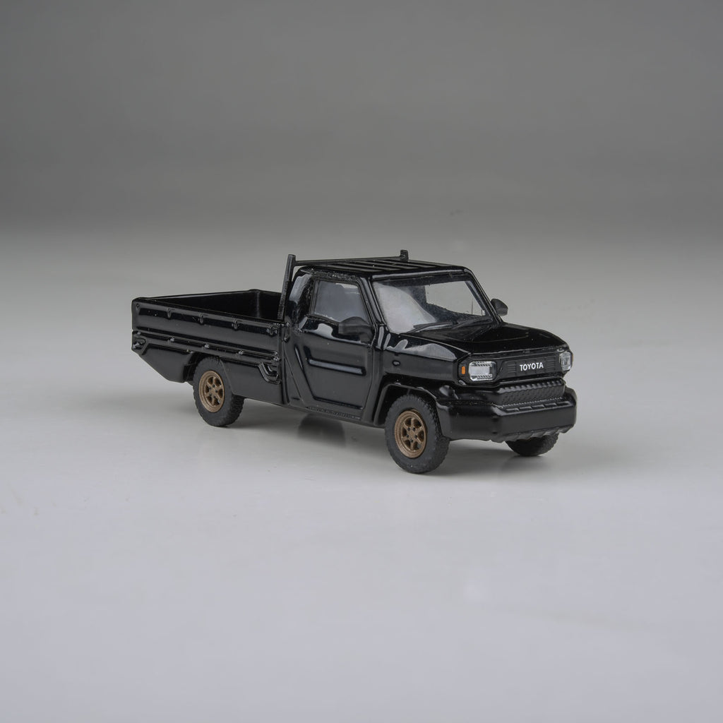 Para64 1/64 2025 Toyota Hilux Champ Tamaraw Black LHD PB55702 Diecast Scale Model Car