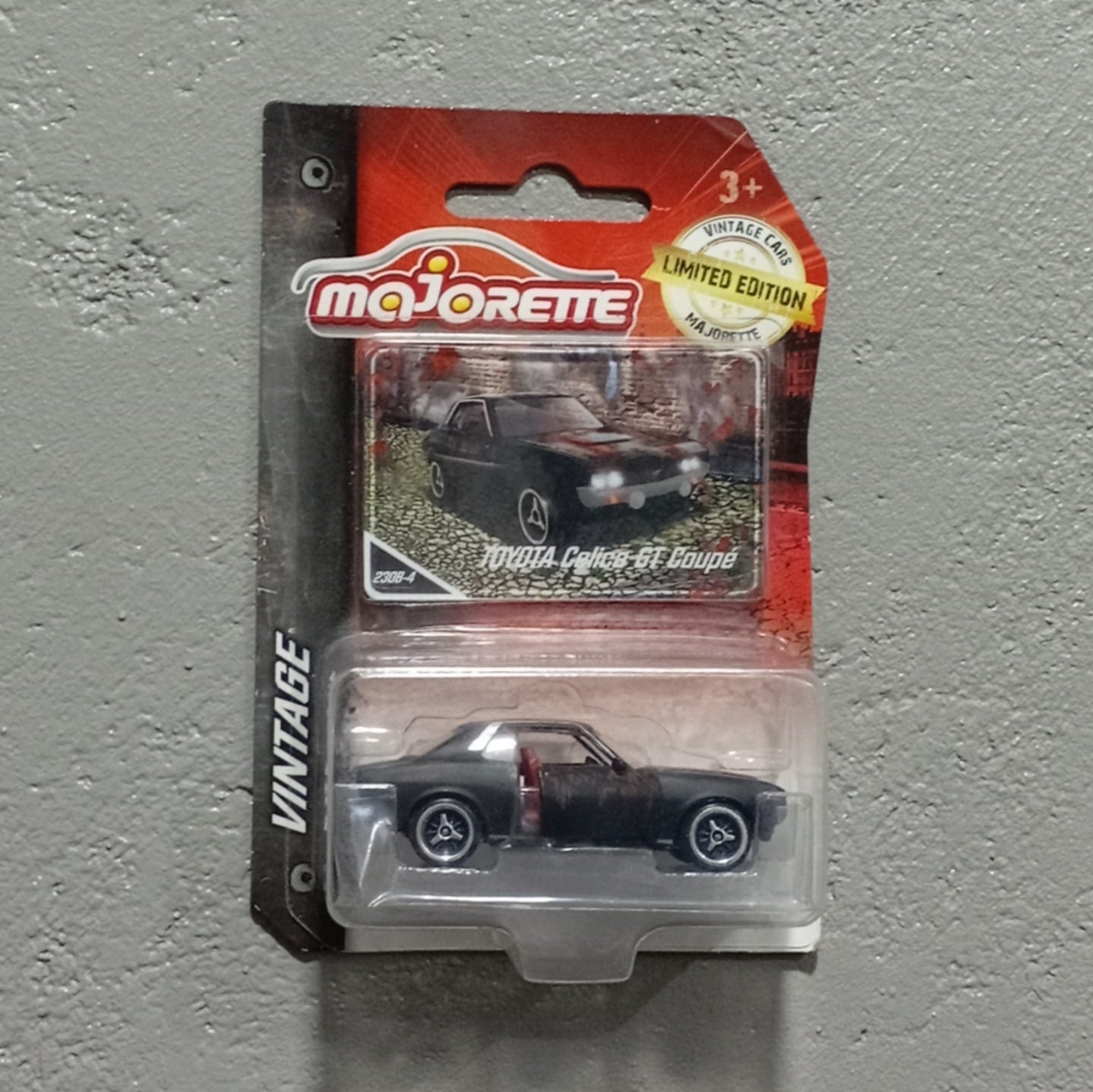 Majorette 1:64 Vintage TOYOTA Celica GT Coupe Black	21 205 2010 ST1