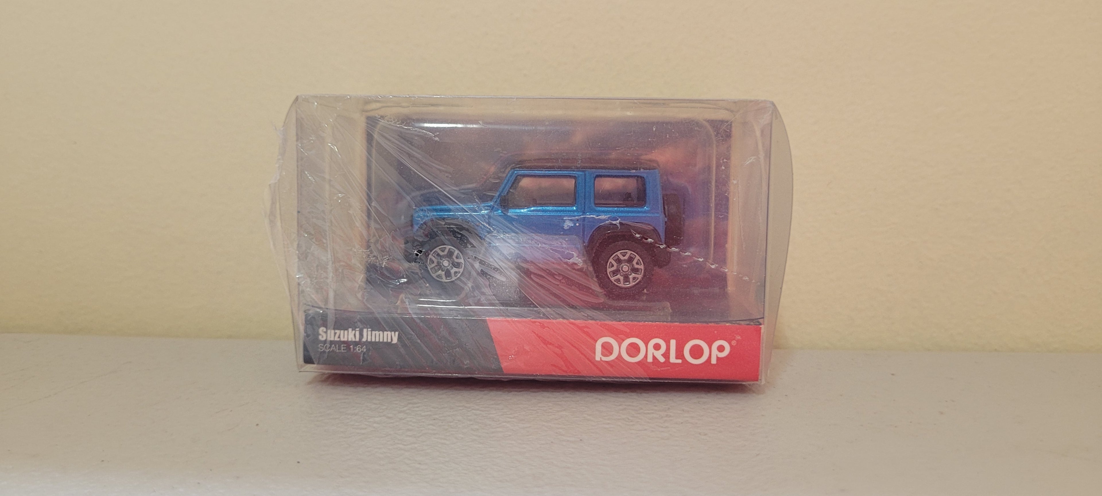 Dorlop 1:64 Suzuki Jimny