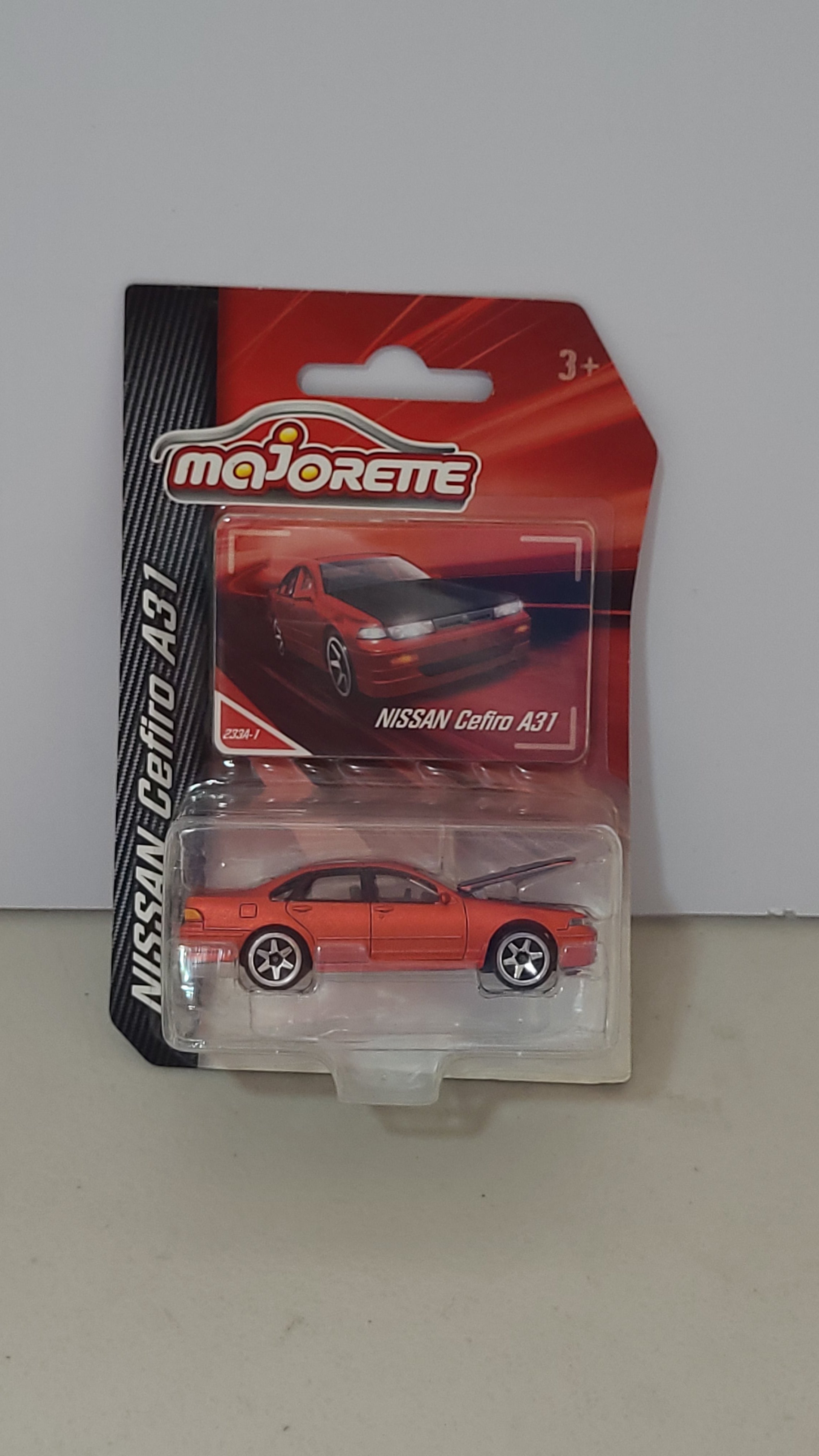 Majorette 1:64 Nissan Cefiro A31
