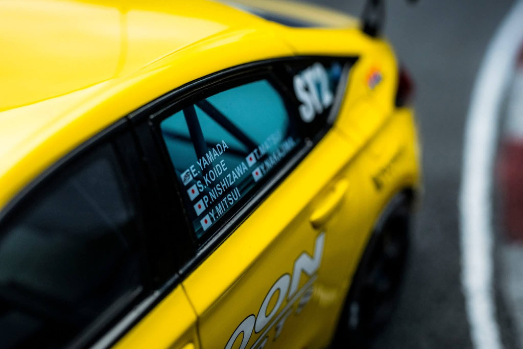 [PRE ORDER] Kyosho 1/18 Honda Civic Type R FL5 SPOON #95 118SPOON#95 Diecast Scale Model