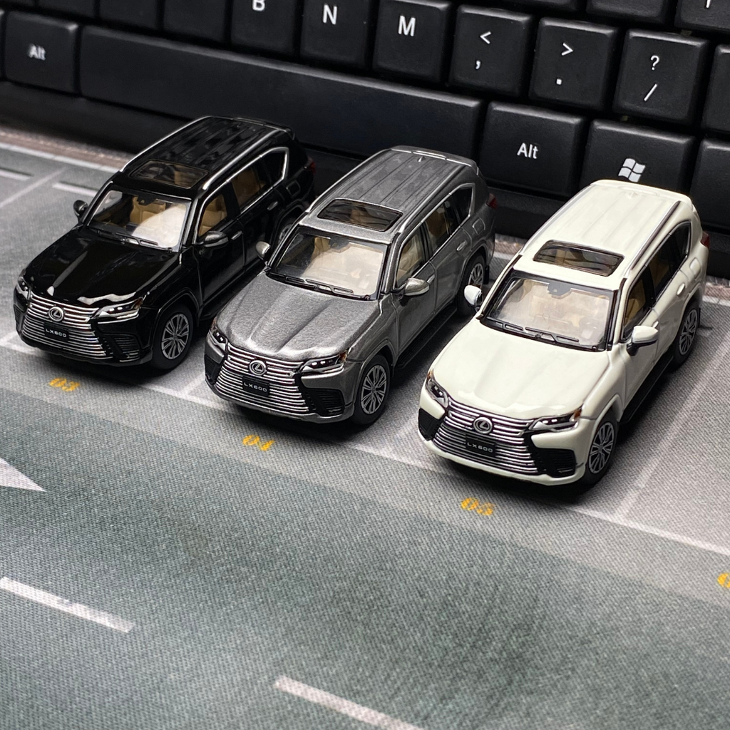GCD 1:64 2021 Lexus LX 600 White GCD-LX6-242