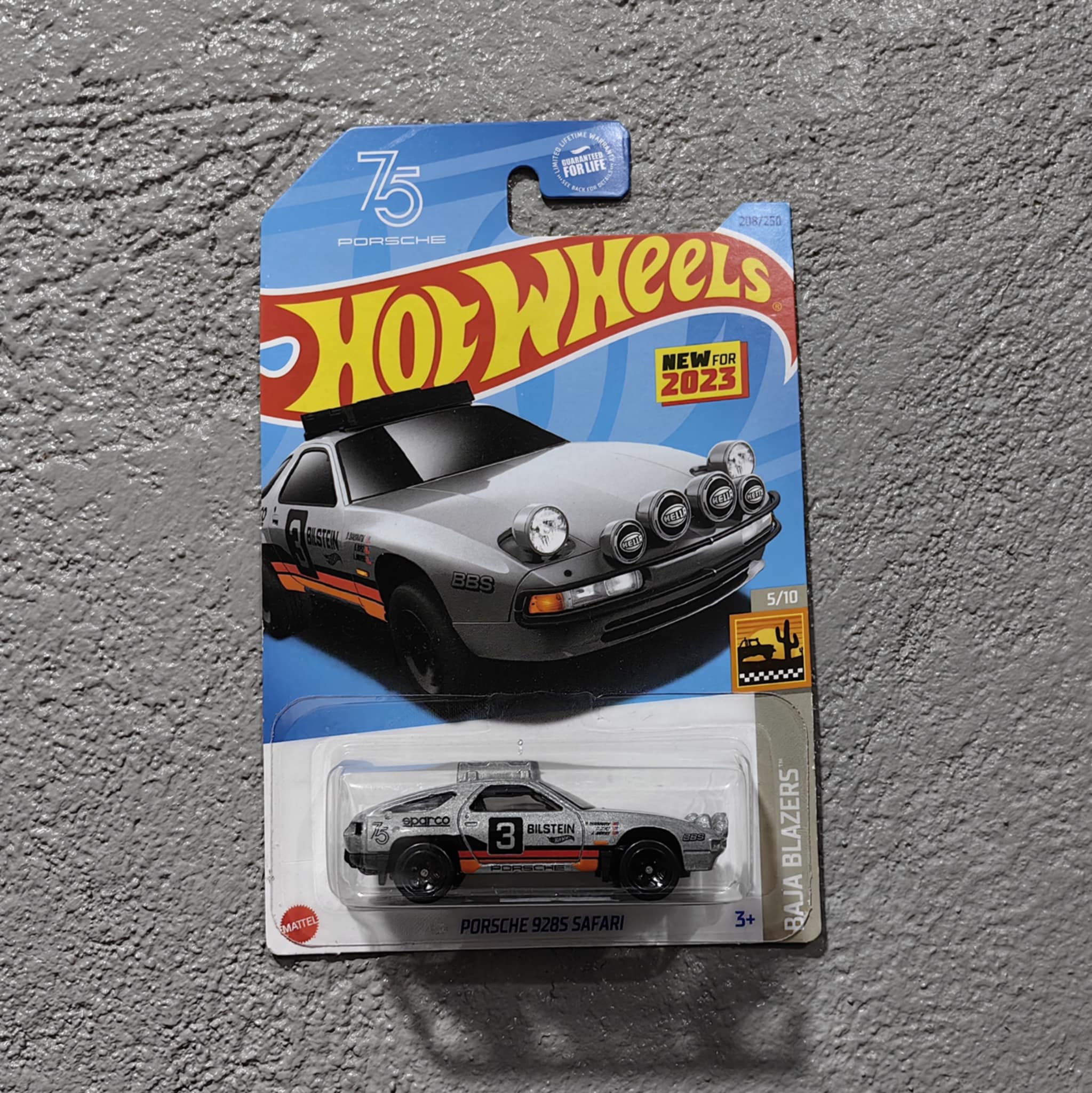 Hot Wheels  Porsche 928 Safari BNYHW07092519