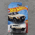 Hot Wheels Toyota Land Cruiser LC80 BNYHW07092528