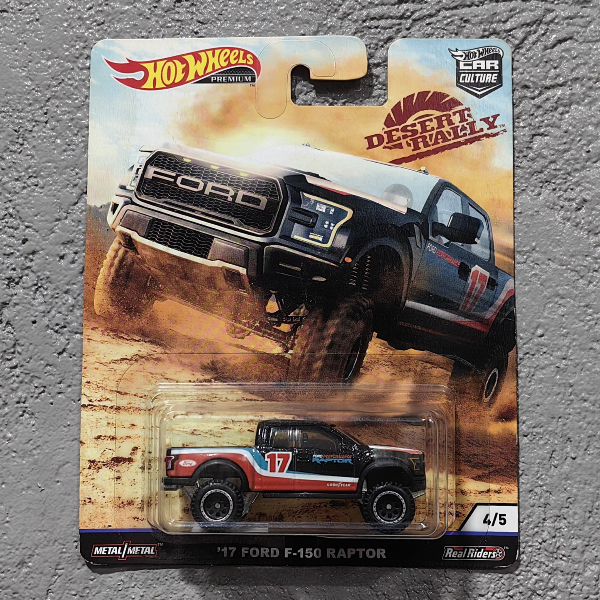 Hot Wheels Premium  17' Ford F-150 Raptor BNYHW07222501