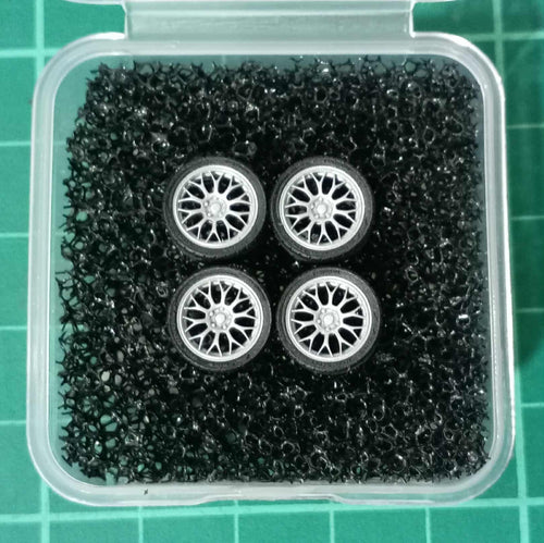 AVEN64 1/64 Road Wheels Type 18 BNYWTYPE18