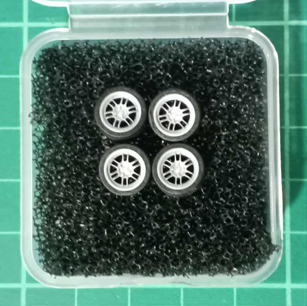 AVEN64 1/64 Road Wheels Type 26 BNYWTYPE26