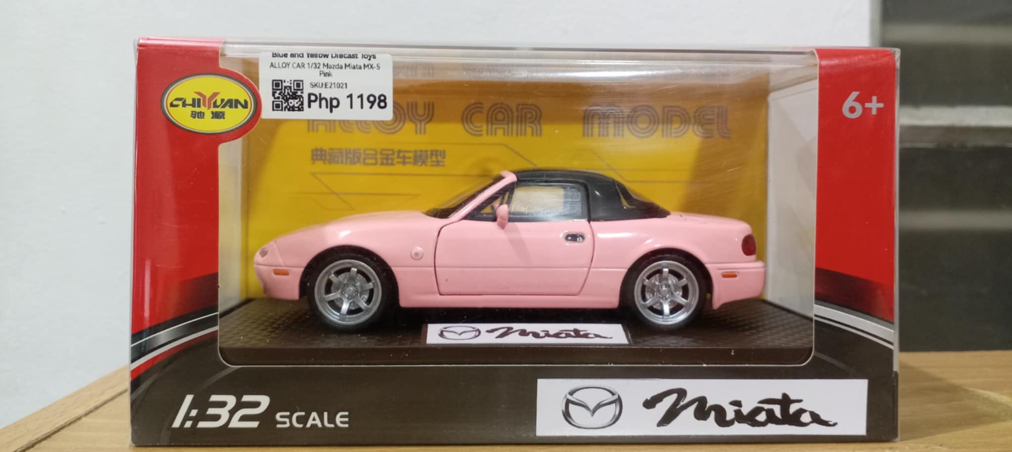 1/32 Alloy Car   Mazda Miata Mx-5 	Pink  E21021