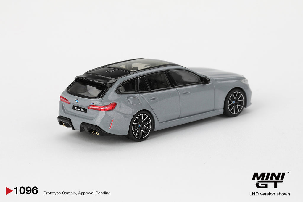 Mini GT 1/64 BMW M5 Touring Brooklyn Grey Metallic MGT01096-L Diecast Scale Model