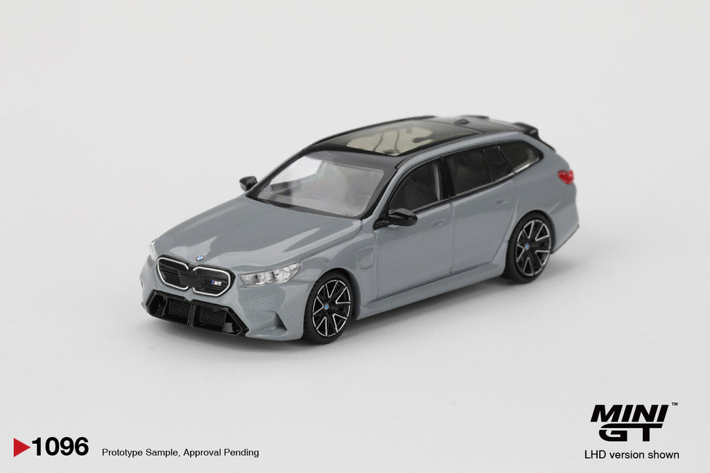 Mini GT 1/64 BMW M5 Touring Brooklyn Grey Metallic MGT01096-L Diecast Scale Model