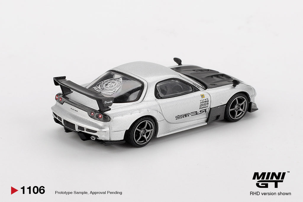 Mini GT 1/64 Mazda RX-7 RE-Amemiya Silver Metallic MGT01106-L Diecast Scale Model