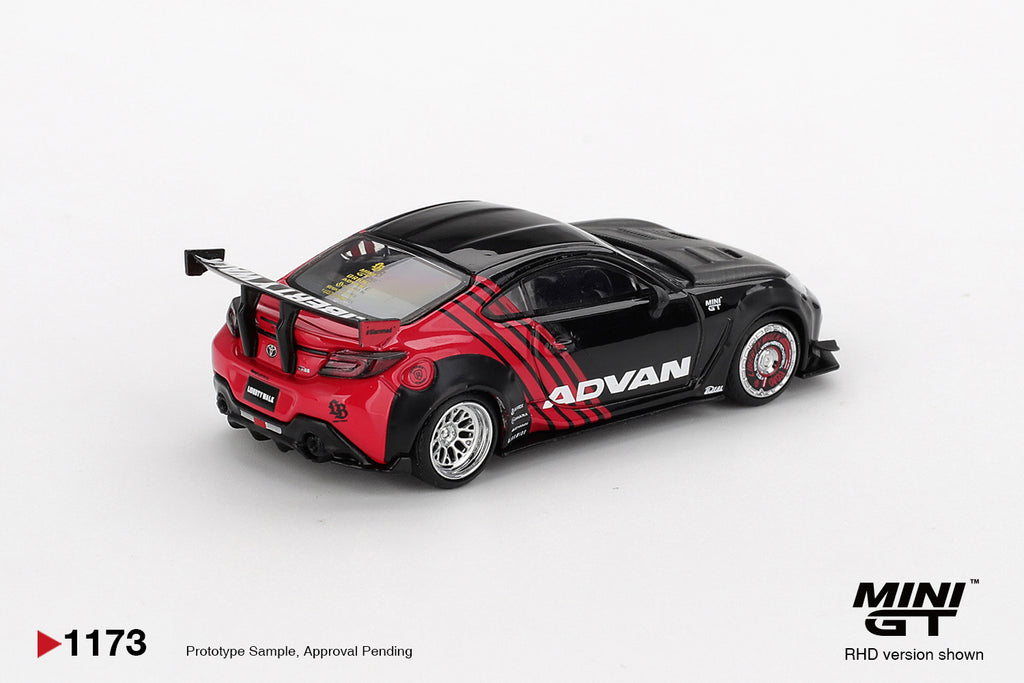 Mini GT 1/64 Toyota GR86 LB★Nation Advan MGT01173-L Diecast Scale Model
