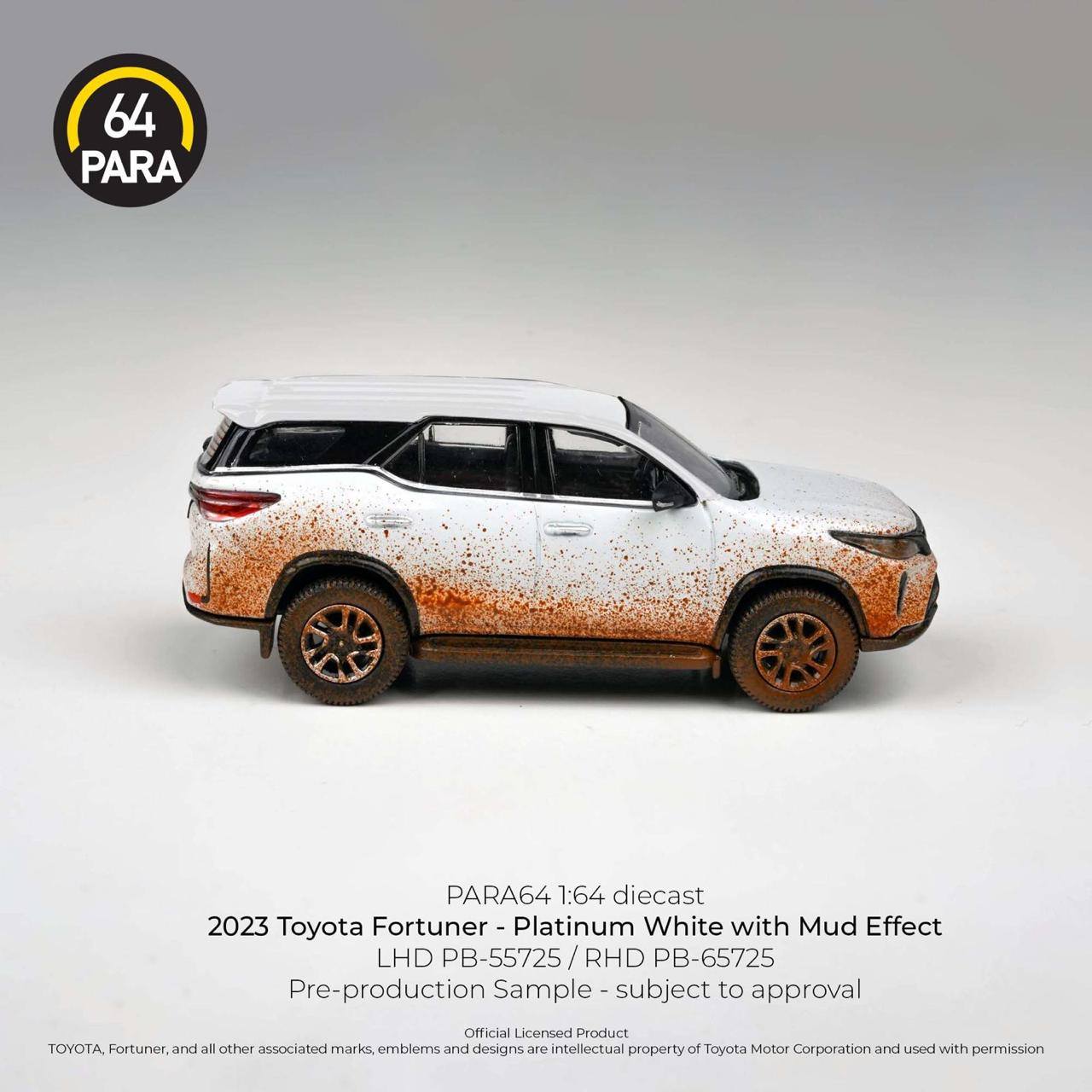 Para64 x Blue and Yellow Diecast Toys 2023 Toyota Fortuner Platinum White With Mud Effect RHD DiecasT