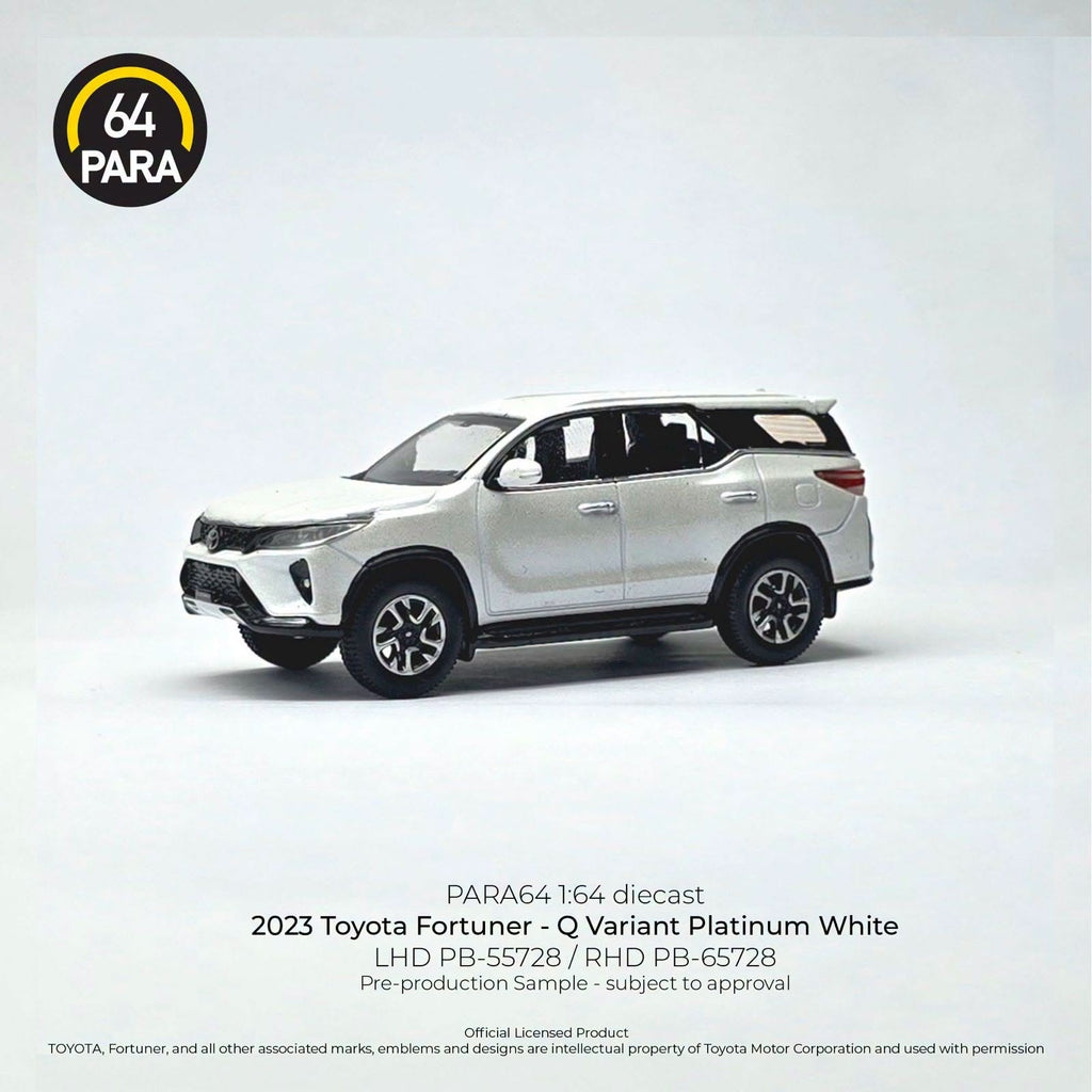 PARA64 1/64 2023 Toyota Fortuner - Q Variant Platinum White RHD PB65728 Diecast Scale Model