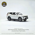 PARA64 1/64 2023 Toyota Fortuner - Q Variant Platinum White RHD PB65728 Diecast Scale Model