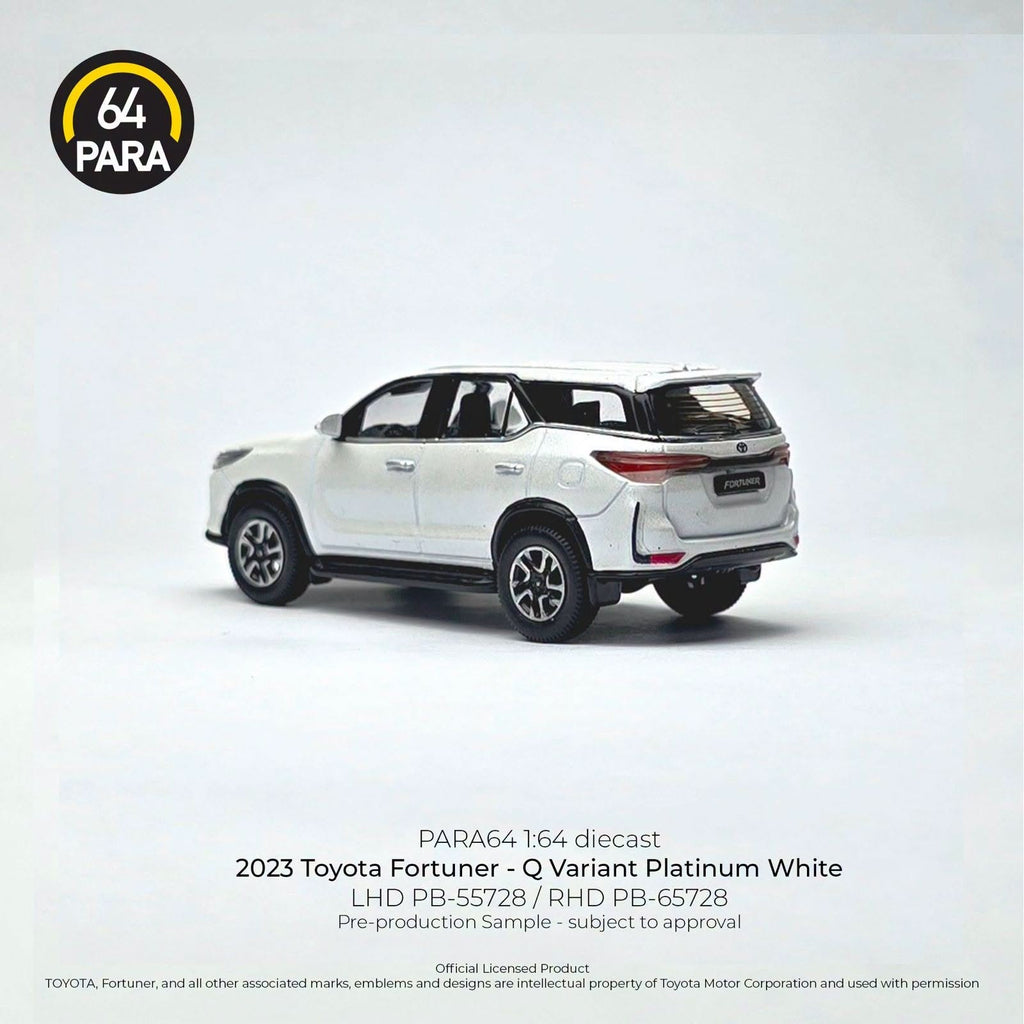 PARA64 1/64 2023 Toyota Fortuner - Q Variant Platinum White RHD PB65728 Diecast Scale Model
