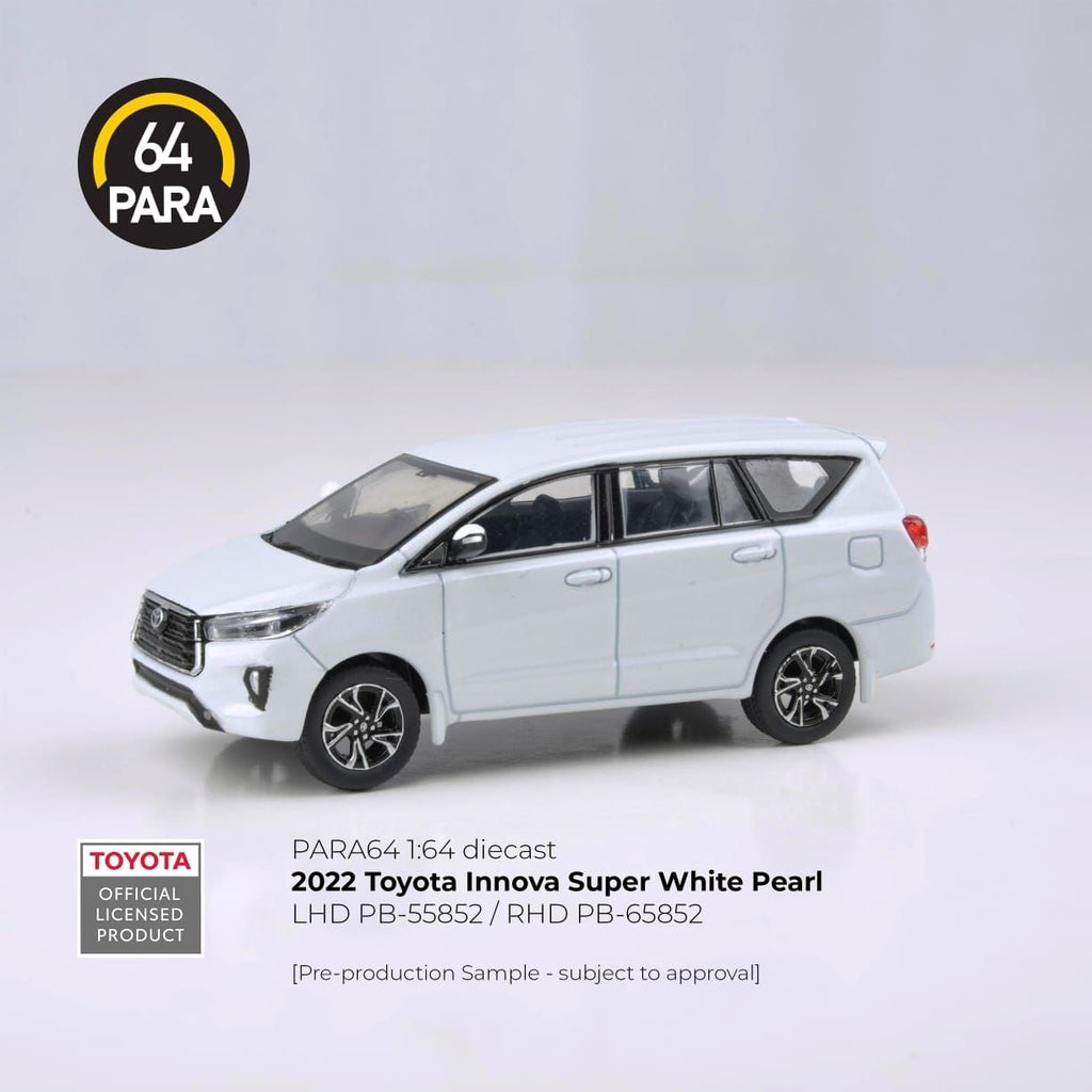 Para64 1/64 2022 Toyota Innova Super White Pearl LHD PB55852 Diecast Scale Model Car