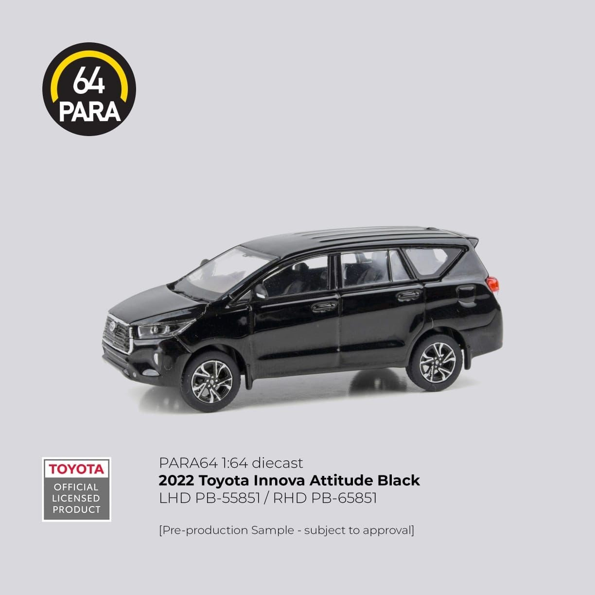 Para64 1/64 2022 Toyota Innova Attitude Black LHD PB55851 Diecast Scale Model Car