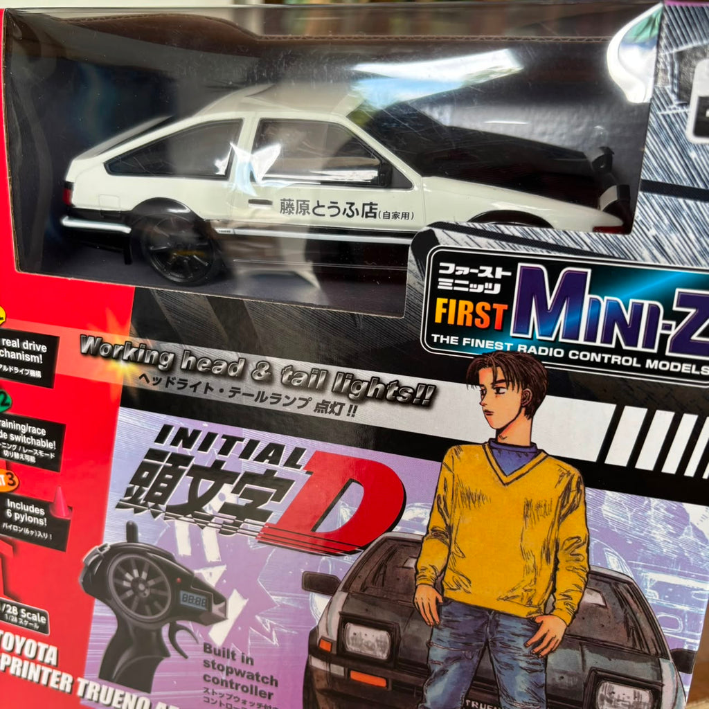 KYOSHO 1/28 First Mini-Z Initial D Toyota Sprinter Trueno AE86 w/ Carbon Hood White  KYS-66617A Remote Control Car